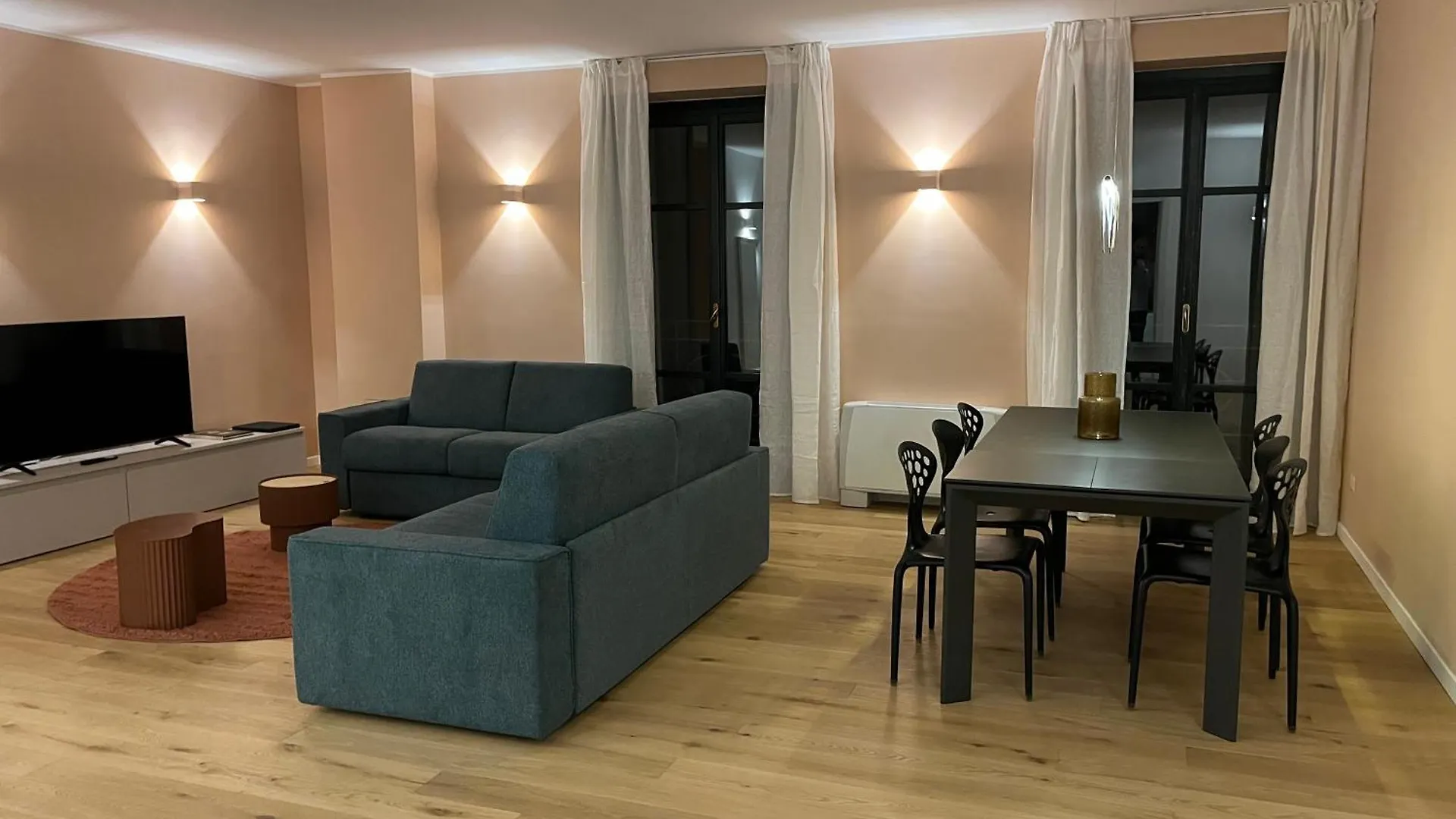 Fifty Eight Suite Milan Repubblica Three Bedrooms Daire