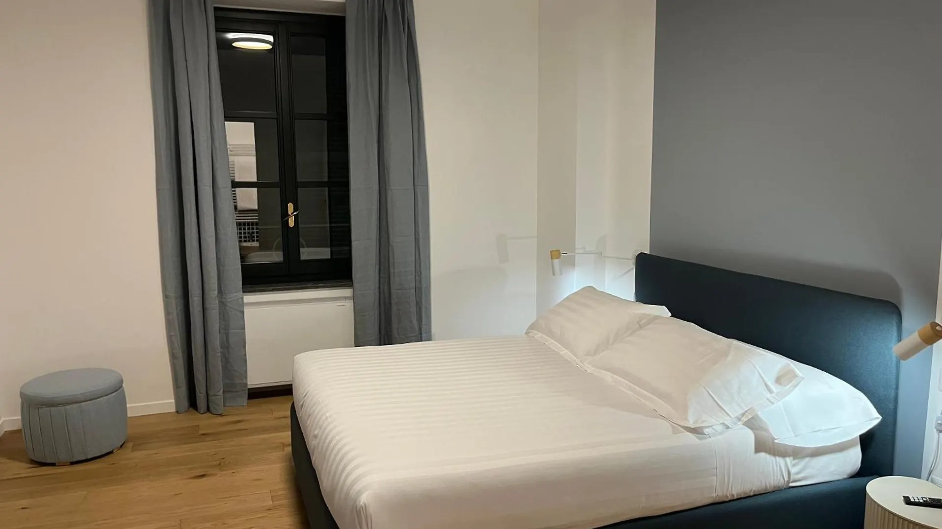 Fifty Eight Suite Milan Repubblica Three Bedrooms Daire